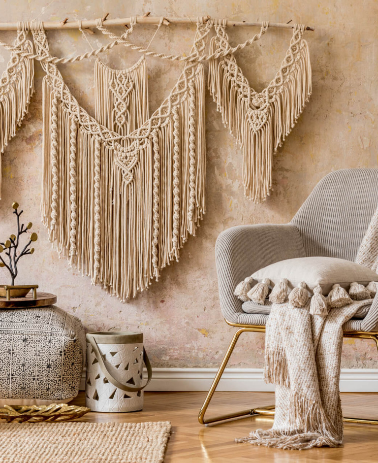 Styl boho – cechy charakterystyczne dla tego stylu i inspiracje