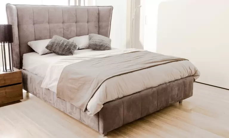 Trendy w designie łóżek tapicerowanych na nadchodzący sezon