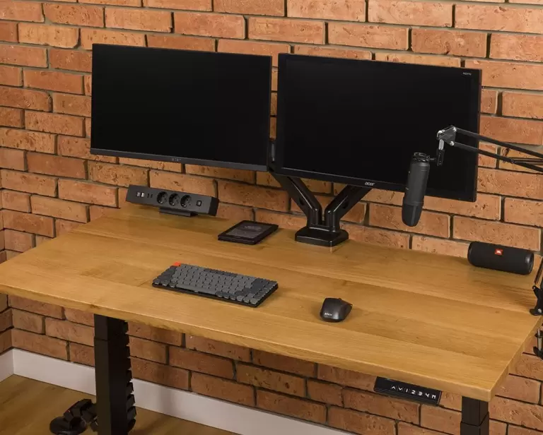 Biurko regulowane elektrycznie jako innowacyjne rozwiązanie w Twoim biurze
