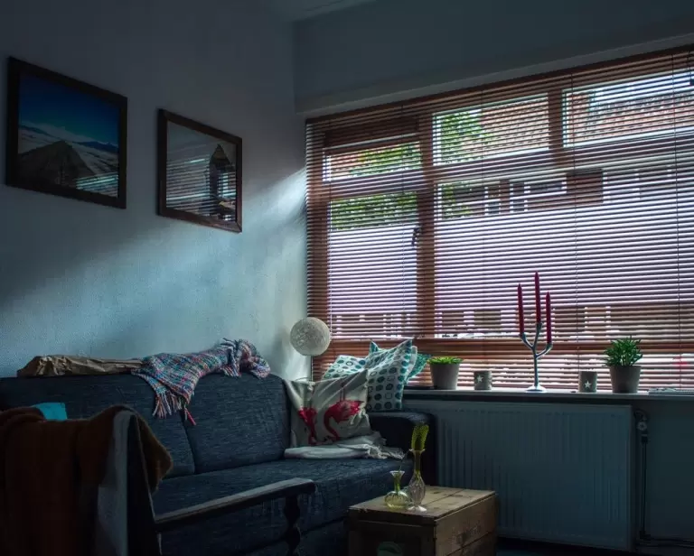 Jak dobrać okna do stylu wnętrza, żeby podkreślić jego charakter?