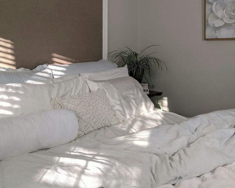 Tekstylia domowe, a ekskluzywna pościel – jak łączyć funkcjonalność z luksusem