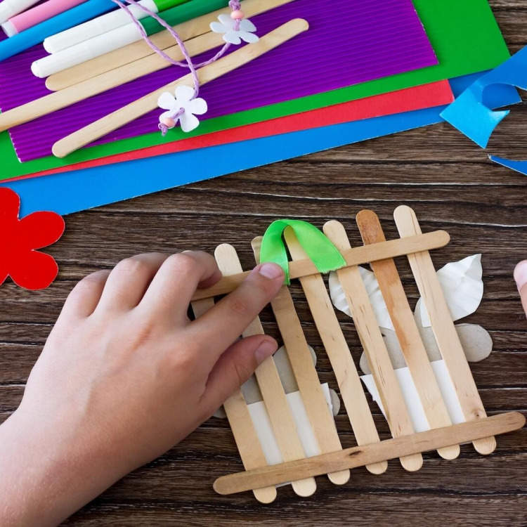 Cuda z patyczków po lodach – 30 inspiracji DIY